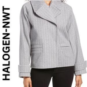 NEW Halogen Peacoat Gray White Herringbone Belted Cuffs Snap Closure Size Medium